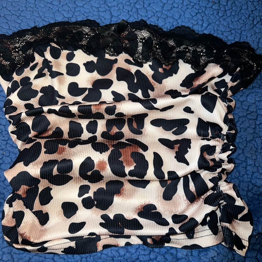 Leopard Print Lace Trim Crop Top